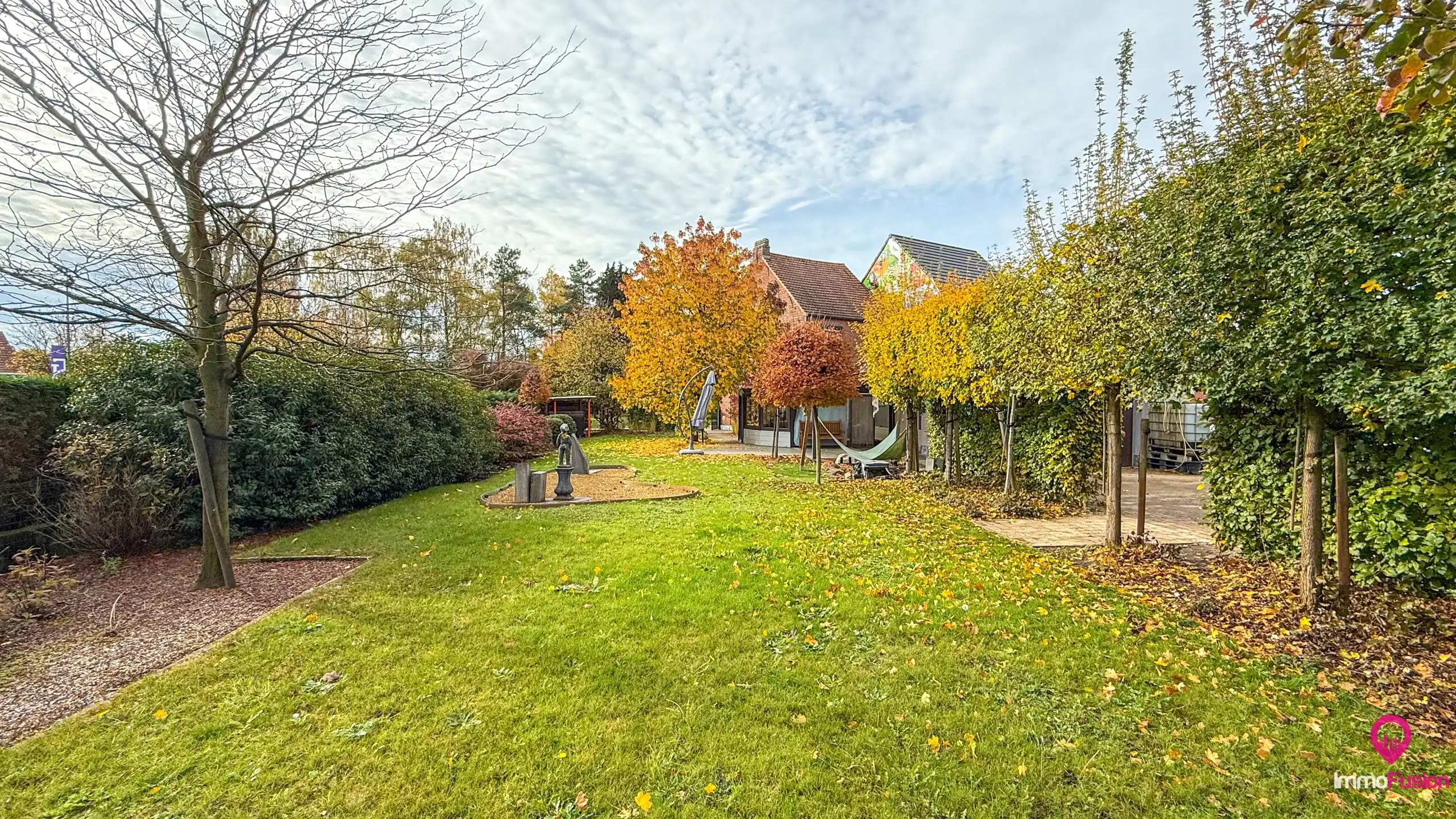 Charmante halfopen bebouwing met mooi perceel van ca 10are! foto 36