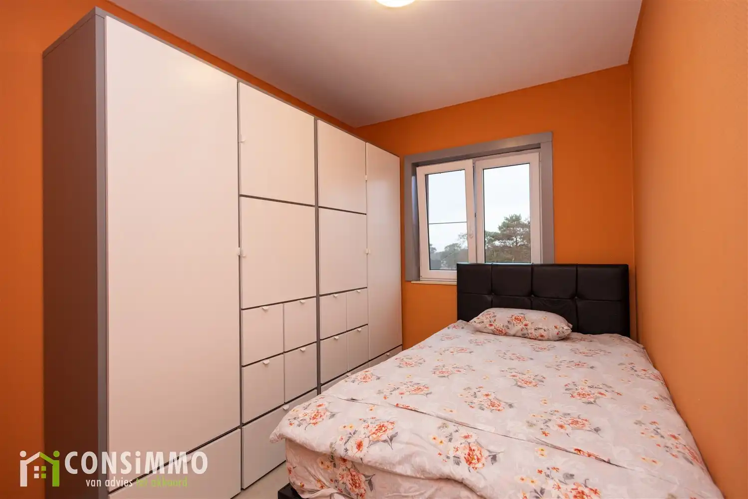 Instapklaar appartement met 3 slaapkamers en overdekt terras in Genk foto 27