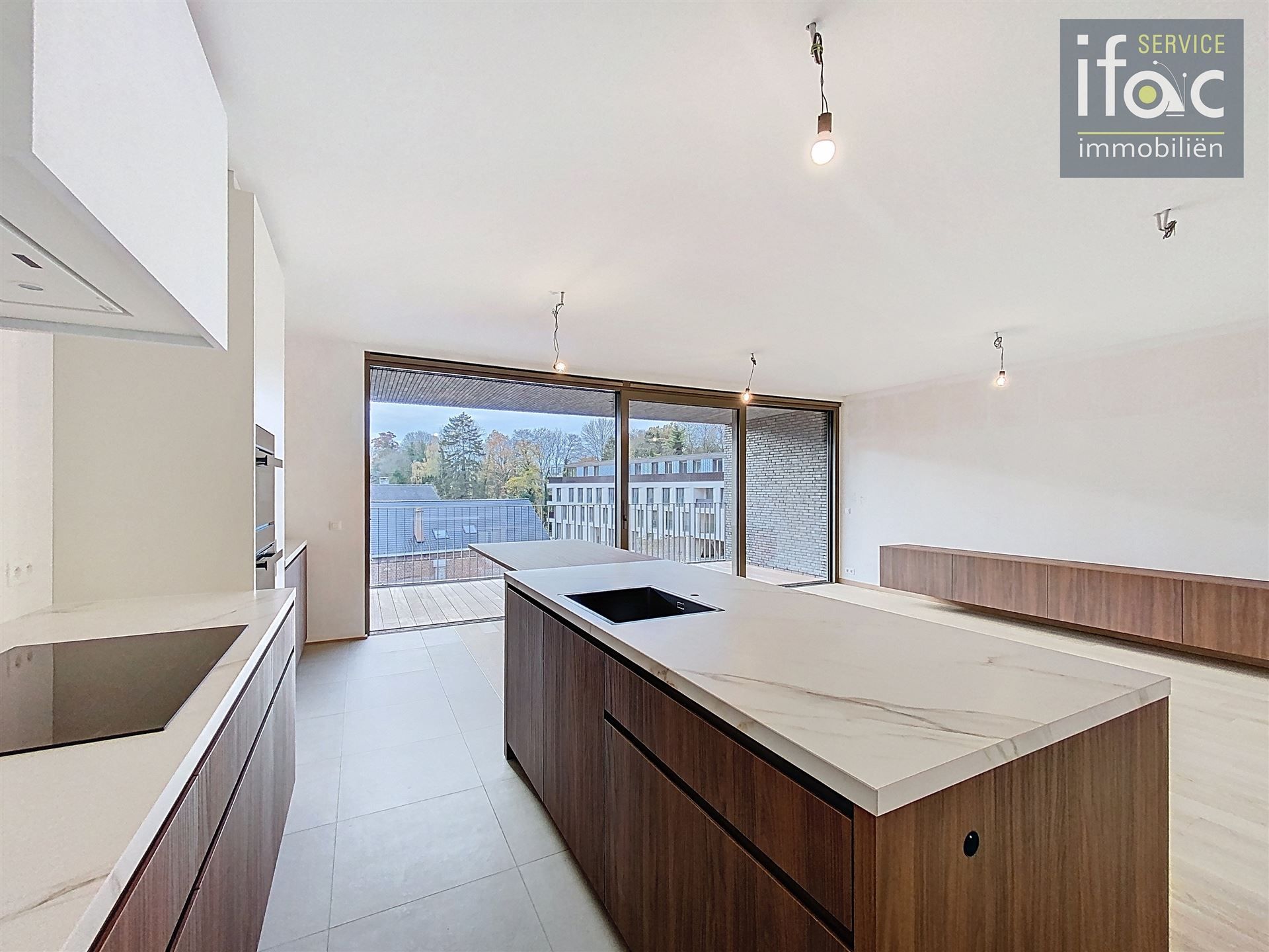 Luxe appartement met ruim terras en 2 autostaanplaatsen op de prestigieuze Panquin site naast het Park van Tervuren foto 5