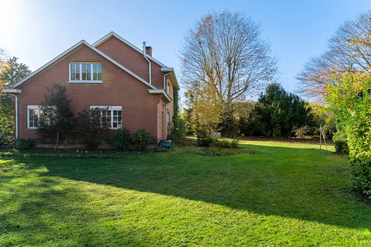 Te renoveren villa met 5 slpkrs op een perceel van 3908 m² te Meise foto 17