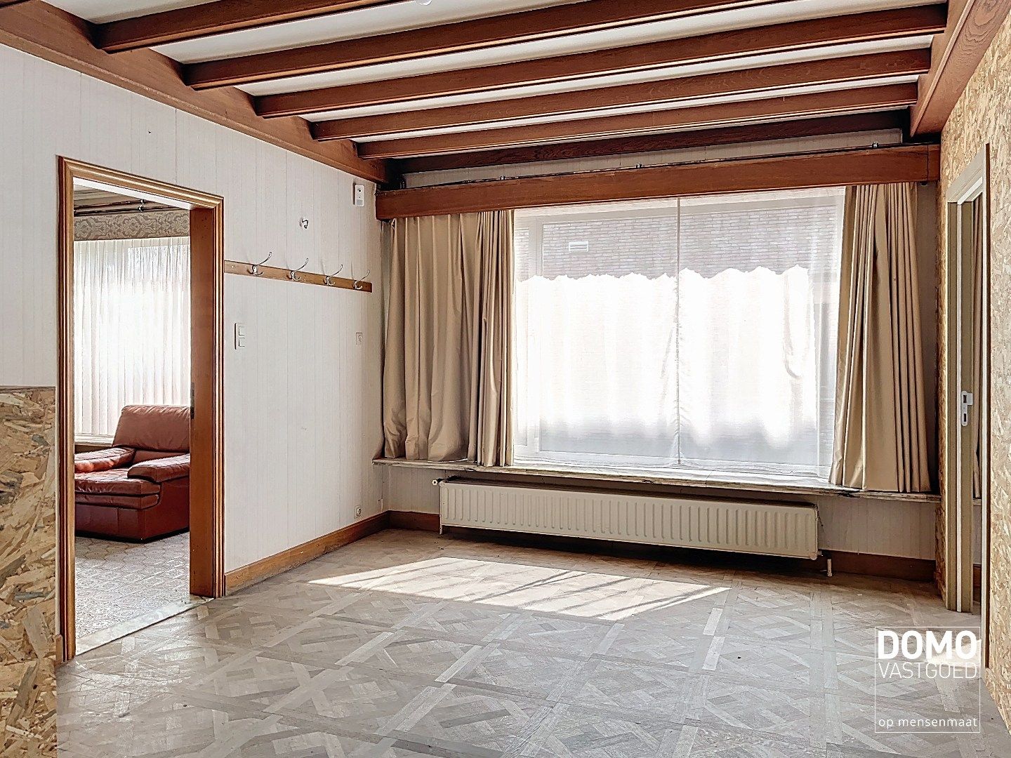 Commercieel gelegen handelspand met inclusief bovenliggend appartement te Kermt. foto 30