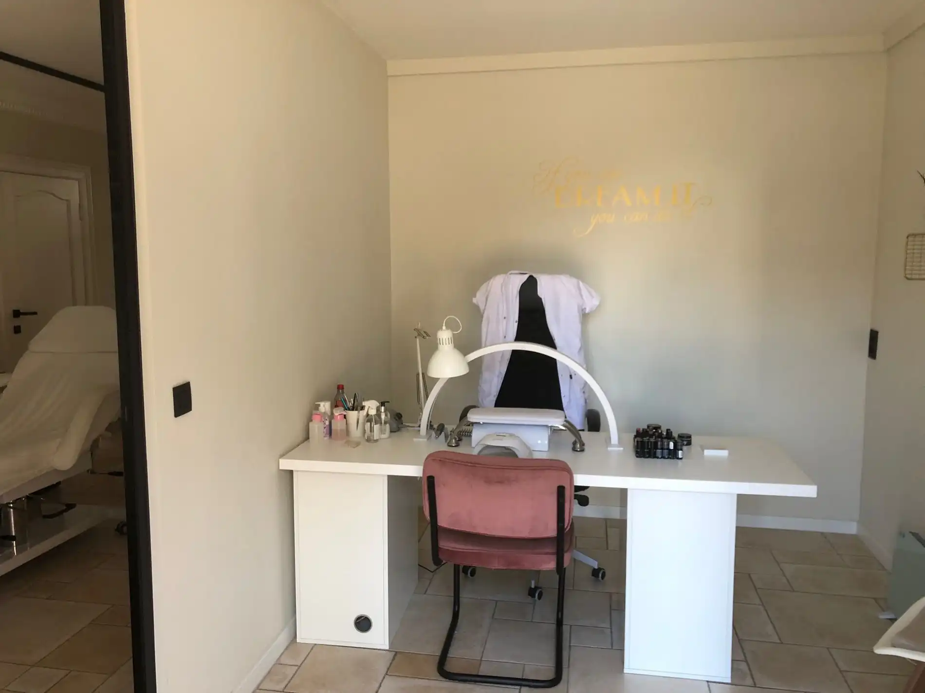 Alleenstaande woning met 5 slaapkamers en diepe tuin te Zarren foto 8