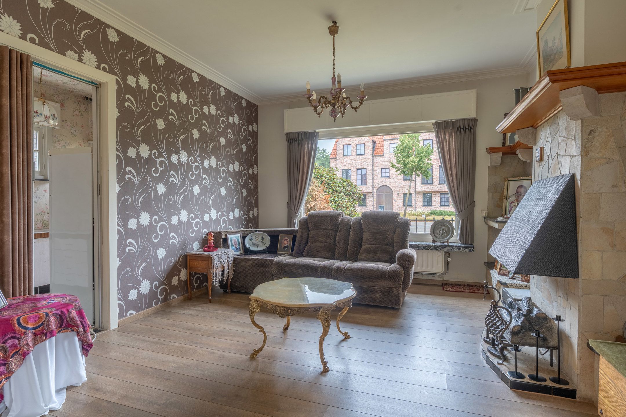 Te renoveren gezinswoning (196m²) op perceel van 1.943m². foto 10