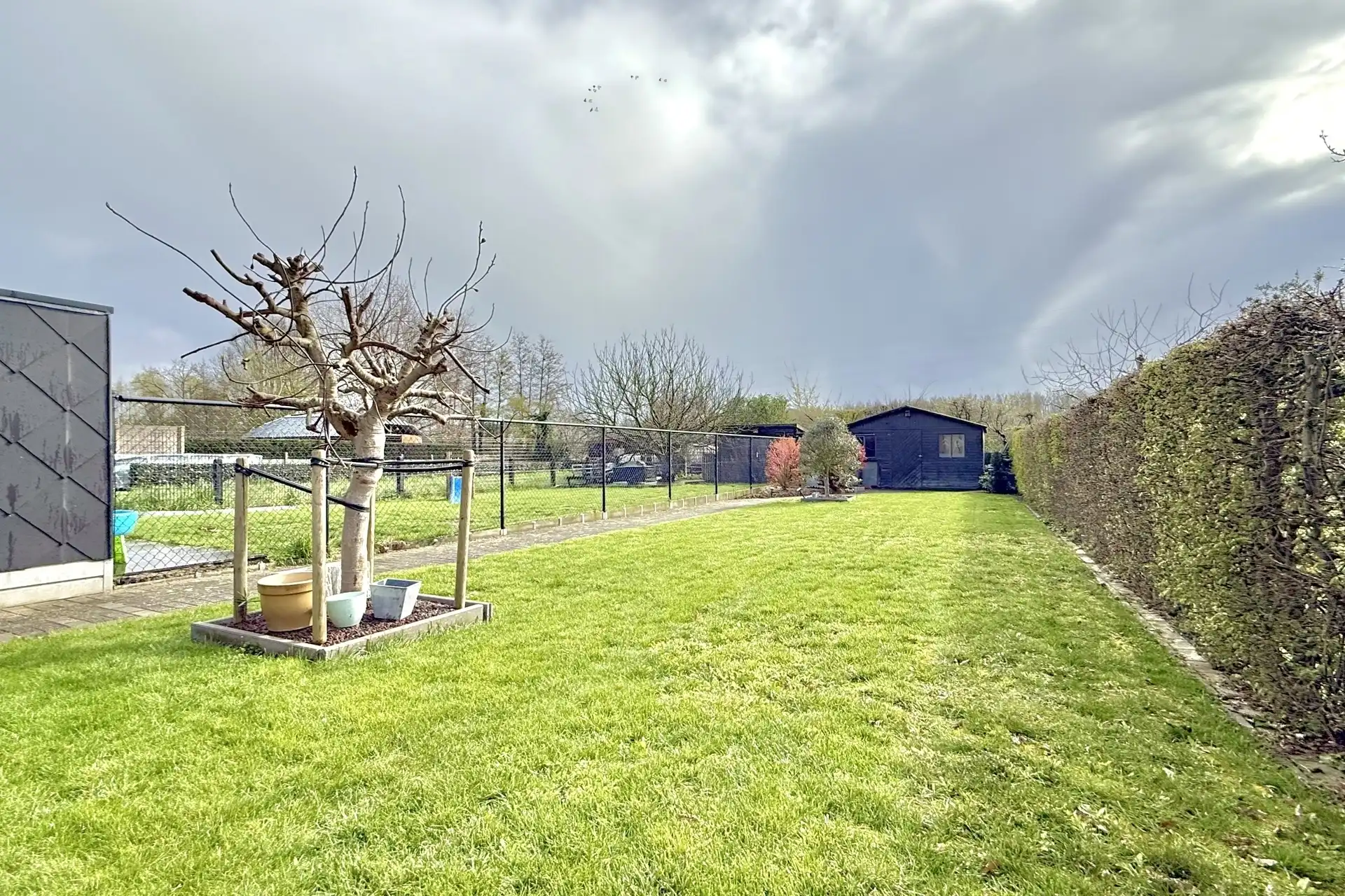 Ruime bel-étagewoning met tuin in rustige omgeving foto 26