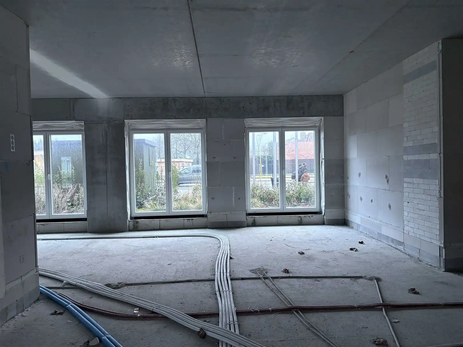 Gelijkvloers van 707m² (of 3 kleinere units) foto 5