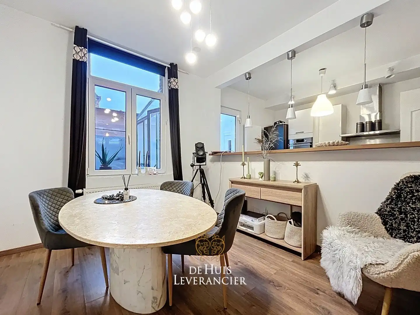 IN OPTIE - Instapklare woning met drie slaapkamers en twee badkamers foto 2