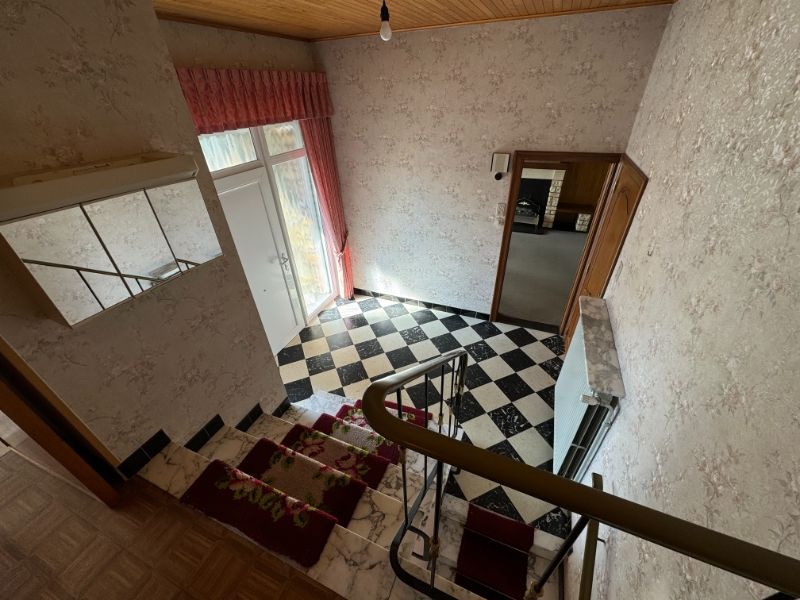 Goed onderhouden gezinswoning op 732m². foto 3