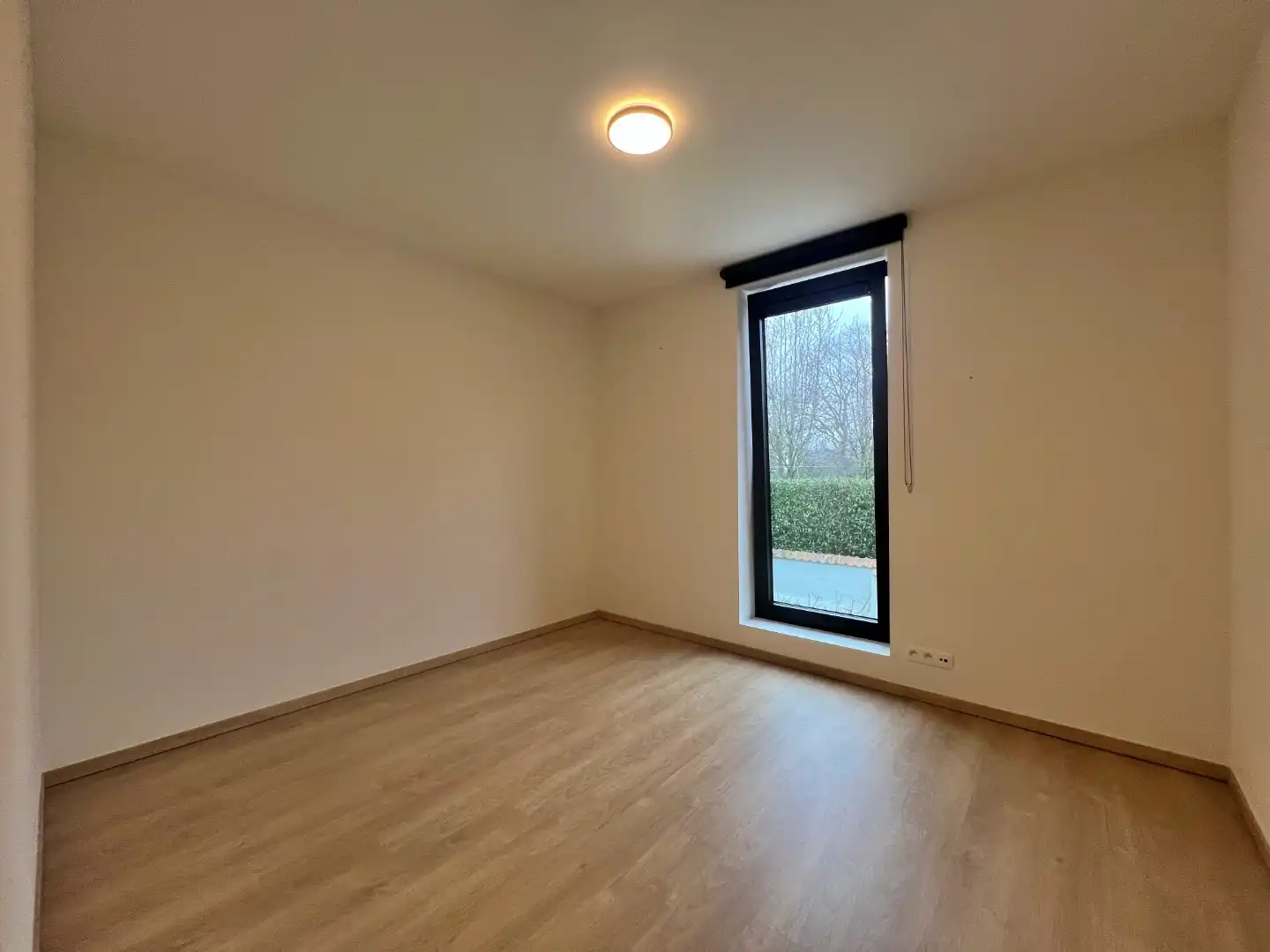 Ruim en energiezuinig 3-slaapkamerappartement in Lovendegem 🌿 foto 14