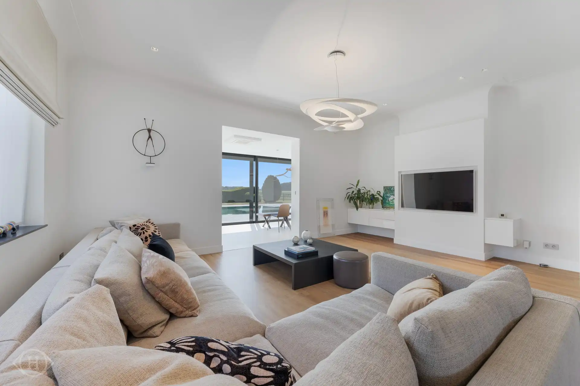 Prachtig villa & kantoorgebouw in groene omgeving foto 8