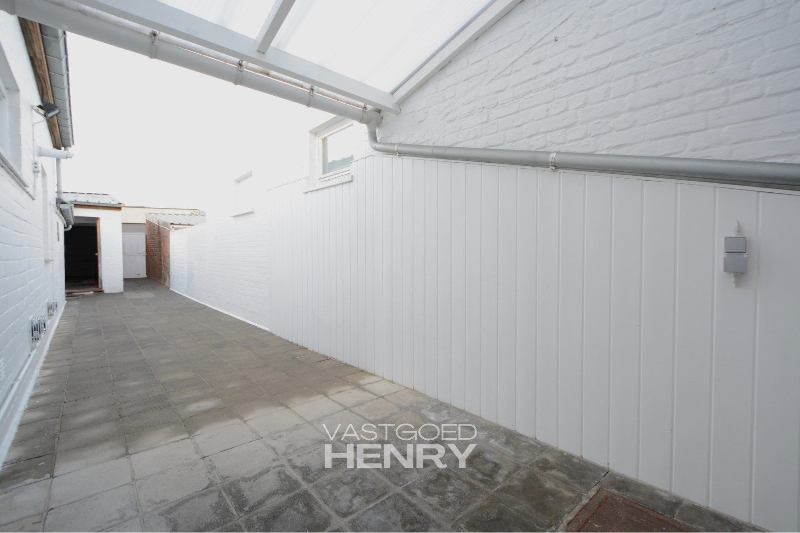 Te huur: Instapklare woning met ruime garage foto 20