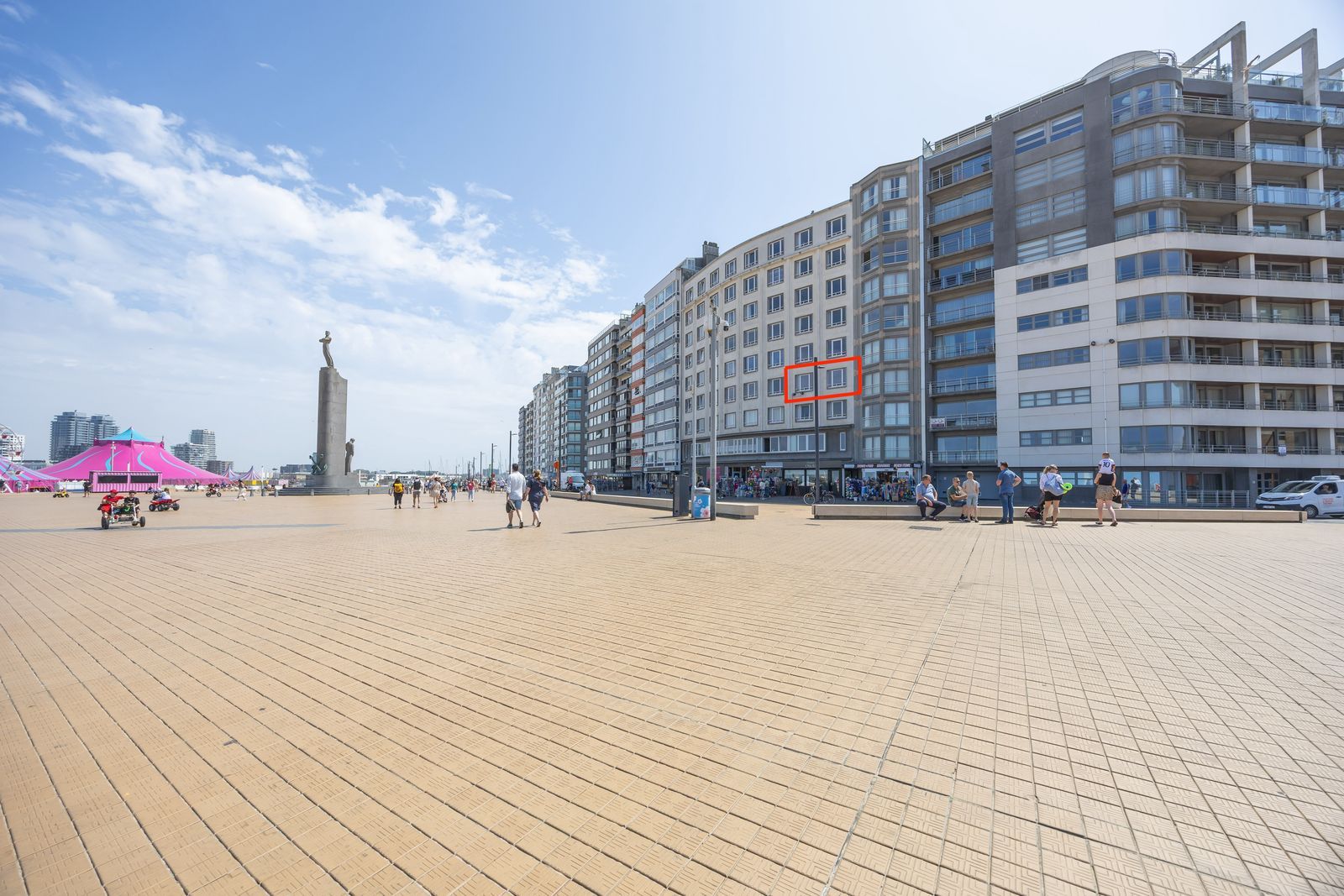 Luxueus én royaal appartement met 2 slpk waar u geniet van frontaal zeezicht foto 16