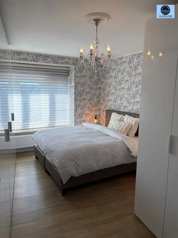 ZEER GOED GELEGEN, MOOIE WONING MET GARAGE foto 7