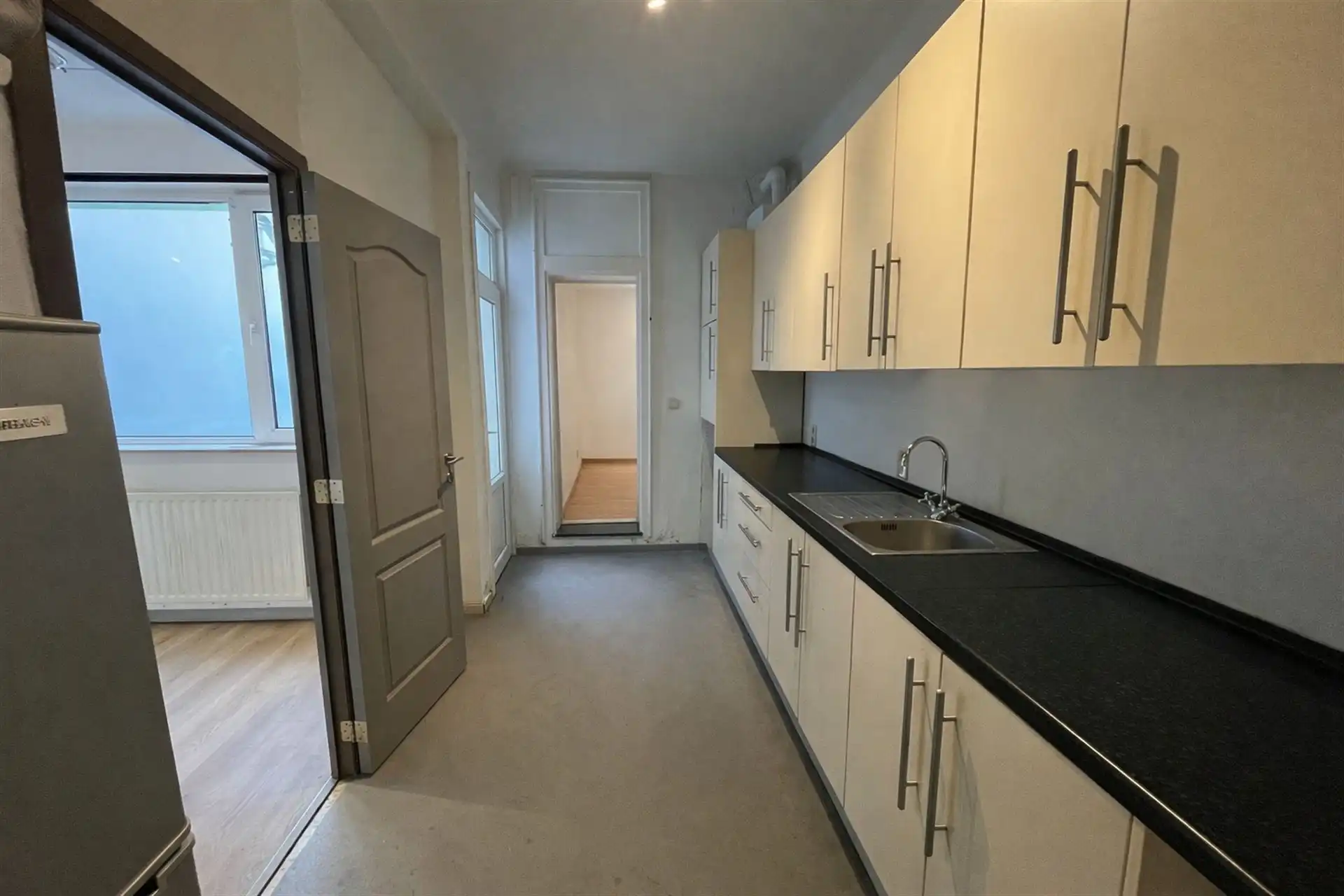 Handelsgelijkvloers op centrale ligging in Mechelen foto 9