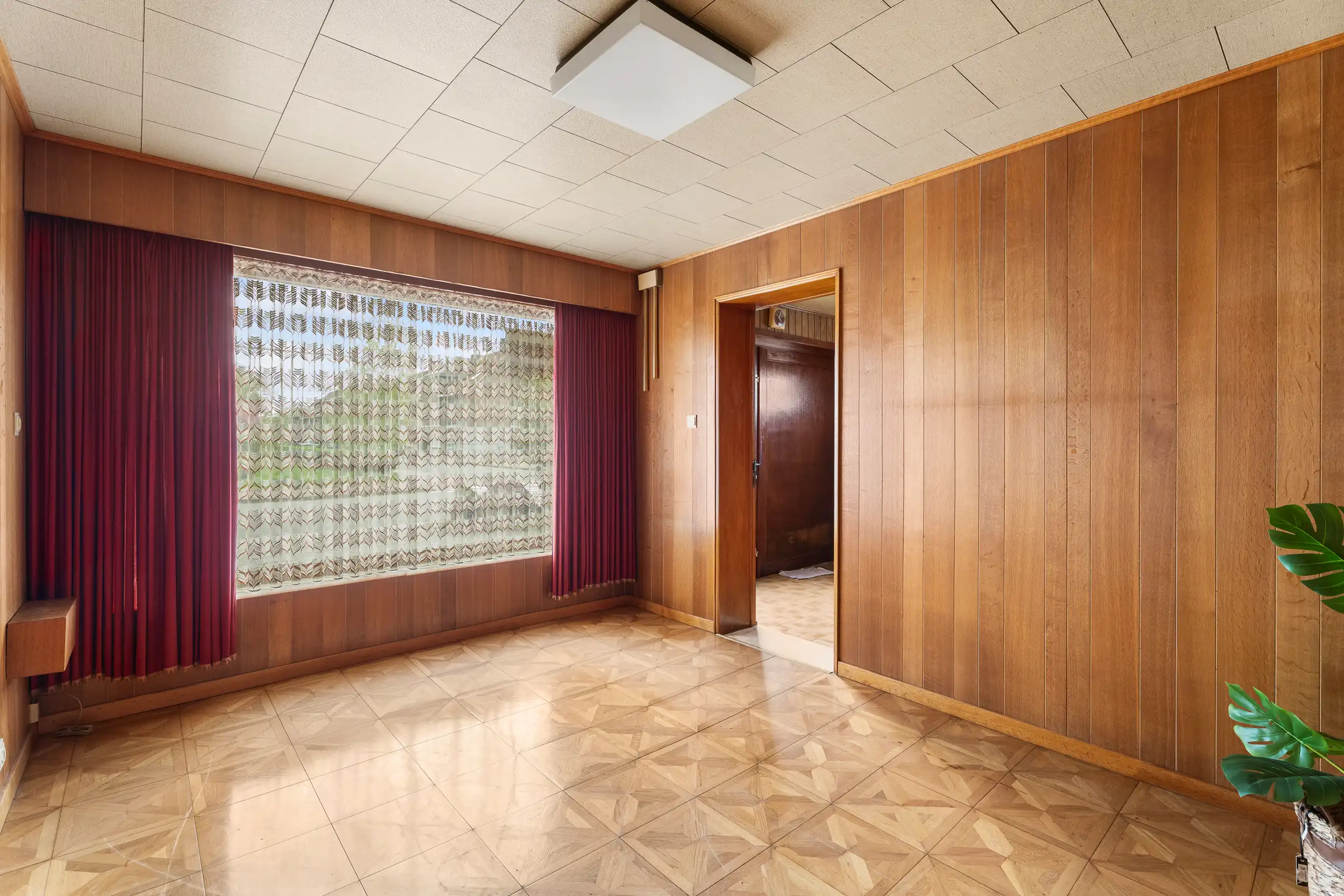 Ruime halfopen woning met 4 slaapkamers in centrum foto 9