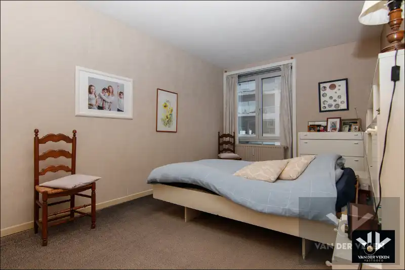 APPARTEMENT MET 3 SLPK - 102 m2 + terras - INCLUSIEF GARAGEBOX foto 10