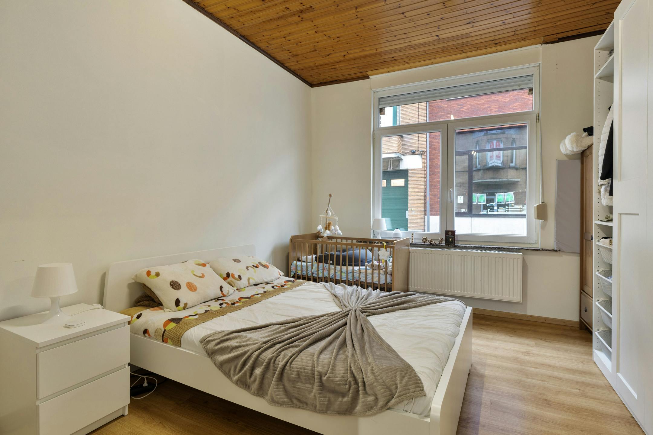 Huis met tal van mogelijkheden te koop in Strombeek-Bever  foto 5