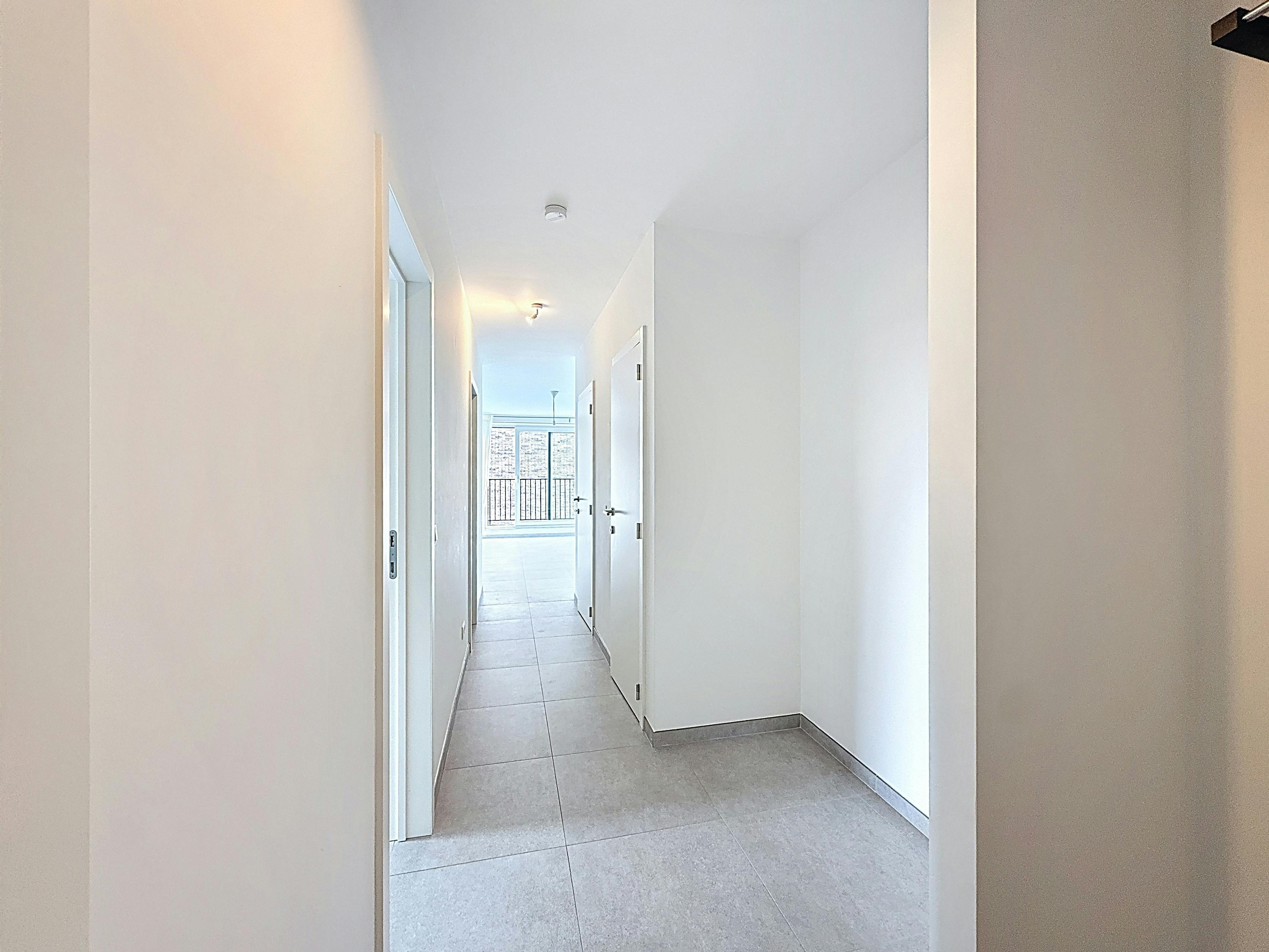 Gezellig appartement te huur in centrum Kruishoutem foto 8