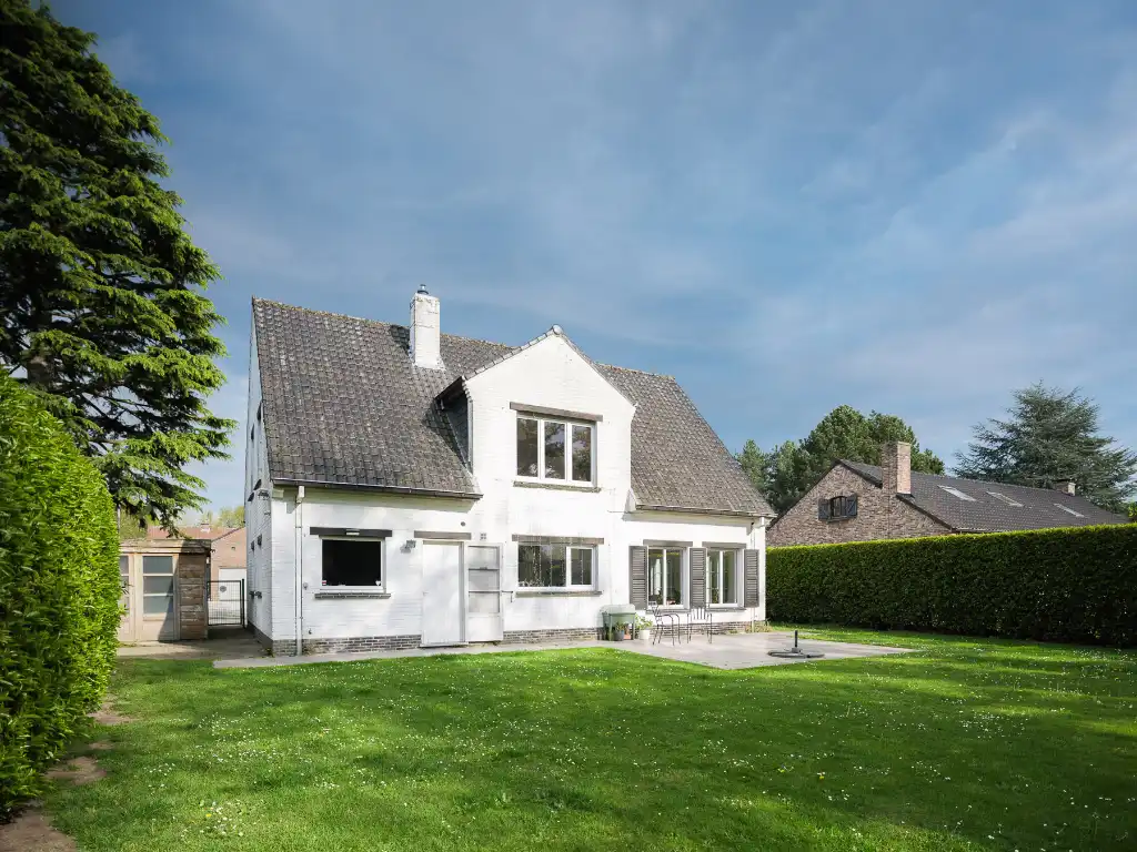 Vrijstaande woning (bew. opp 179m2) met 4 slaapkamers op perceel van 779m2 te Sint-Denijs-Westrem. foto 18