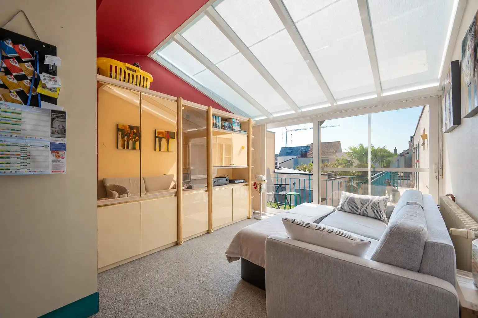 TE KOOP – Verhuurde B&B met 7 kamers én privé-woonst voor uitbaters in hartje De Haan. foto 7