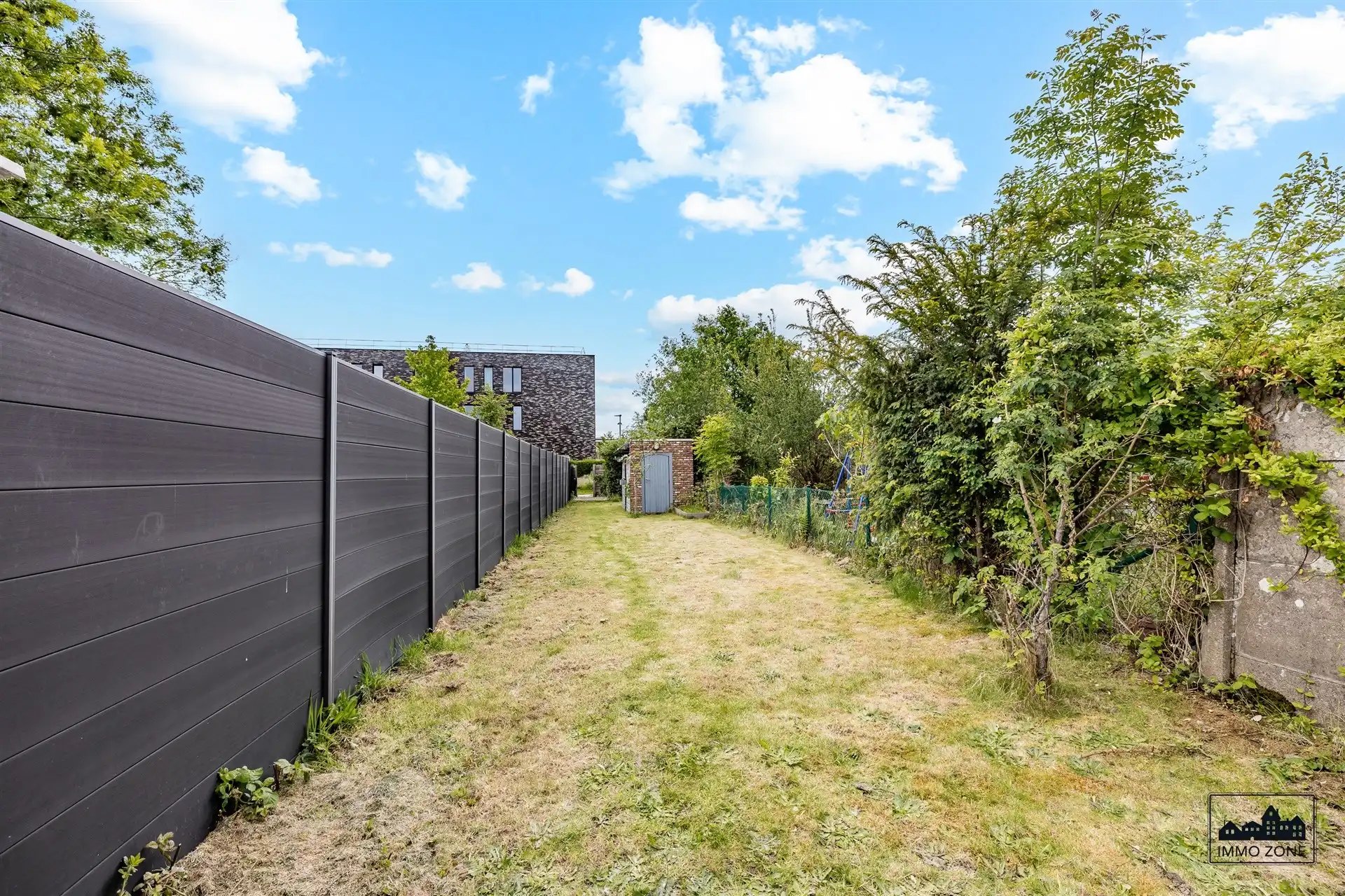 Gerenoveerde 4 slaapkamer woning foto 18