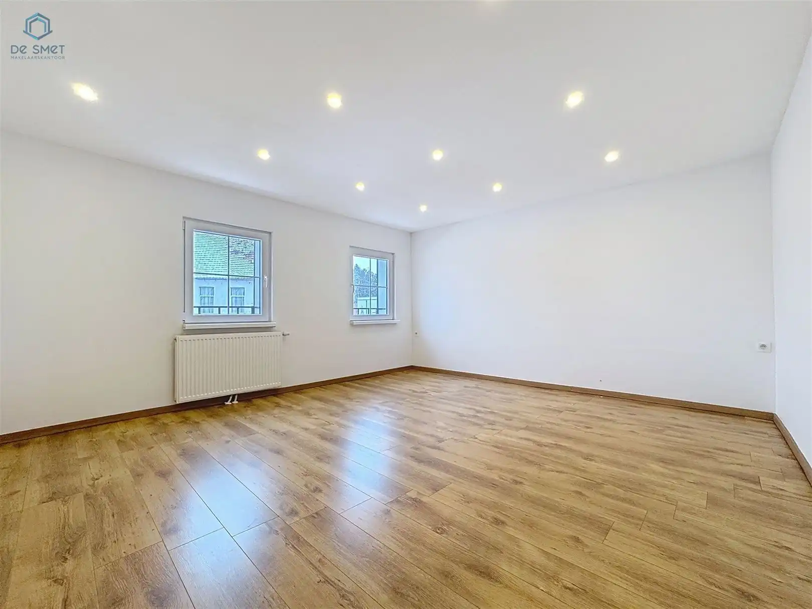 Instapklare, volledig gerenoveerde woning foto 8