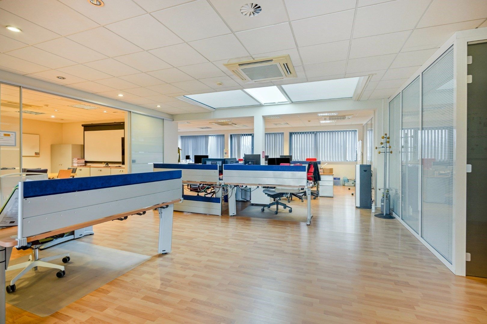 Kantoor te koop in het industriepark te Haasrode/Heverlee met 14 parkings - opp. 626 m² - verkoop van aandelen foto 20