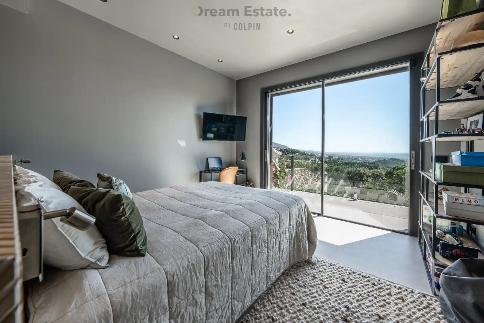 Nieuwe moderne villa op een heuvel met alle luxe voorzieningen te El Madoñal, Benahavis foto 15