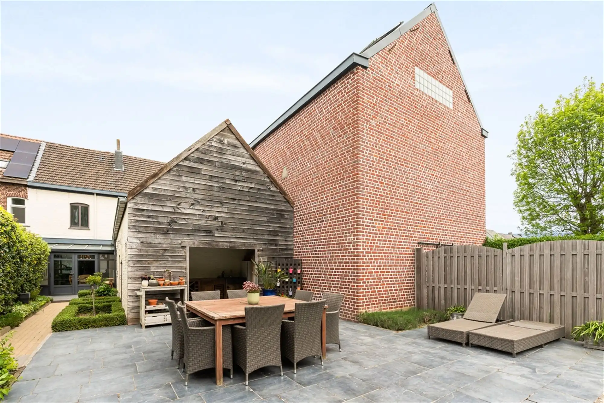 RUIME WONING met grote GARAGE/LOODS/MULTIFUNCTIONELE RUIMTE foto 24