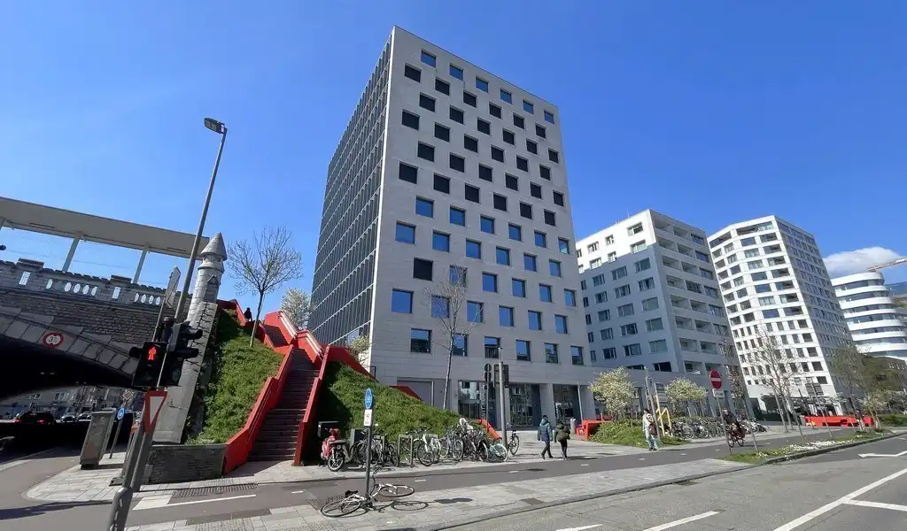 Duurzame kantoren te huur aan het station Antwerpen-Centraal foto 24