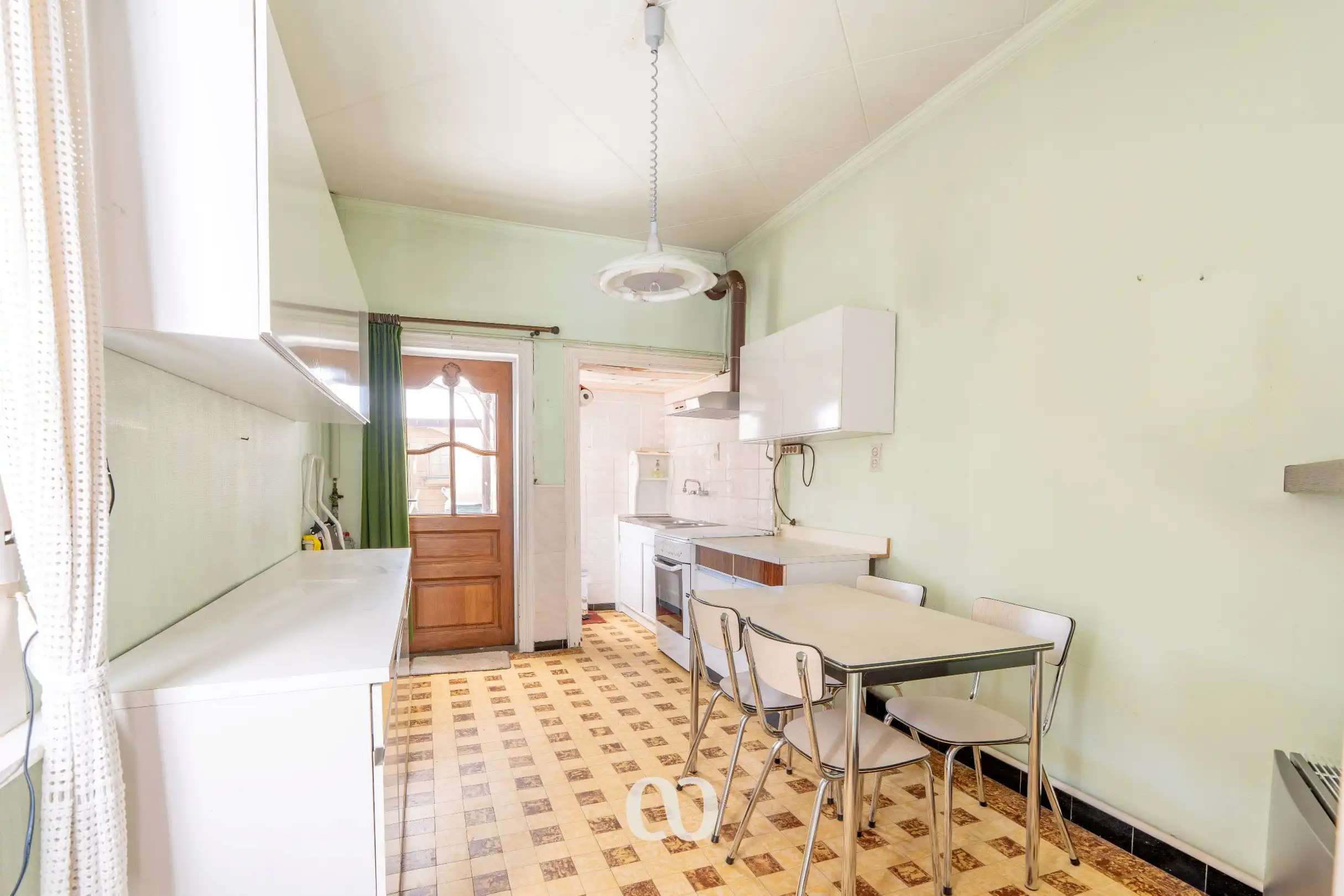 Woning met potentieel en uitstekende ligging foto 7