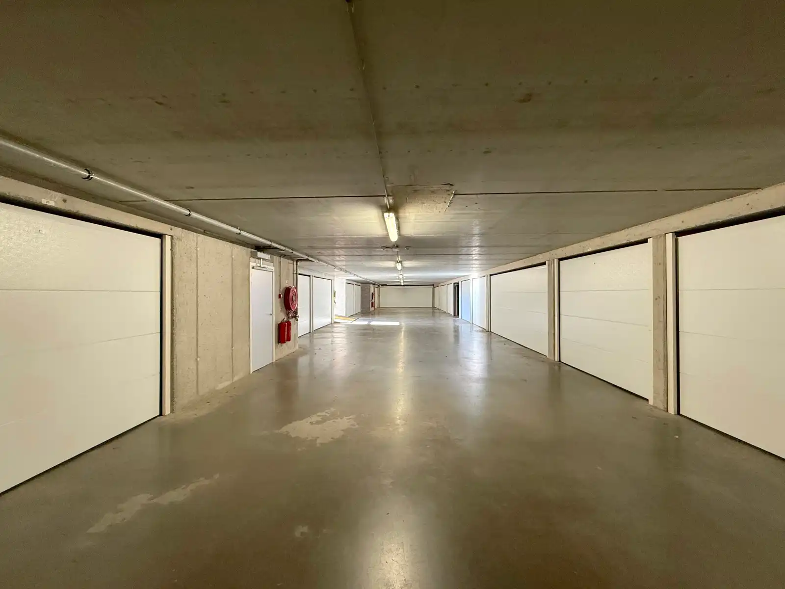 Prachtig en ruim tuinappartement met landelijk zicht foto 24