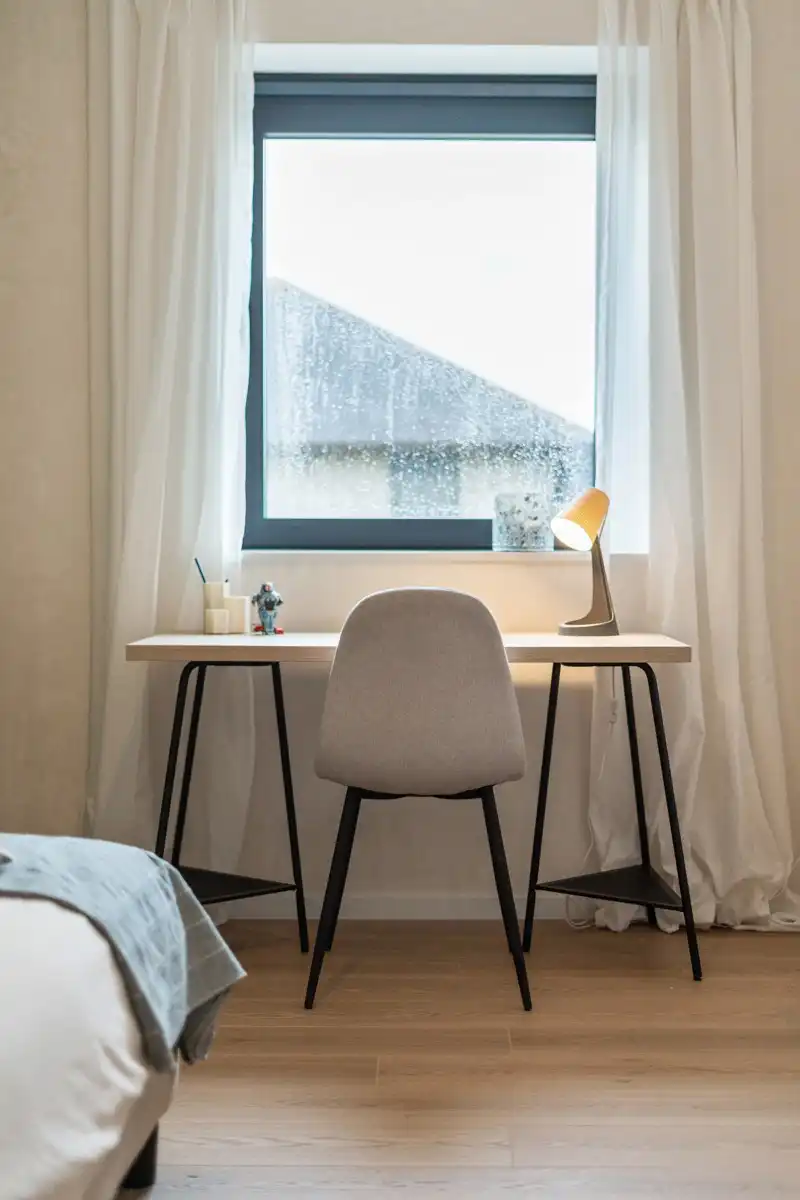 Moderne, halfopen woning foto 17