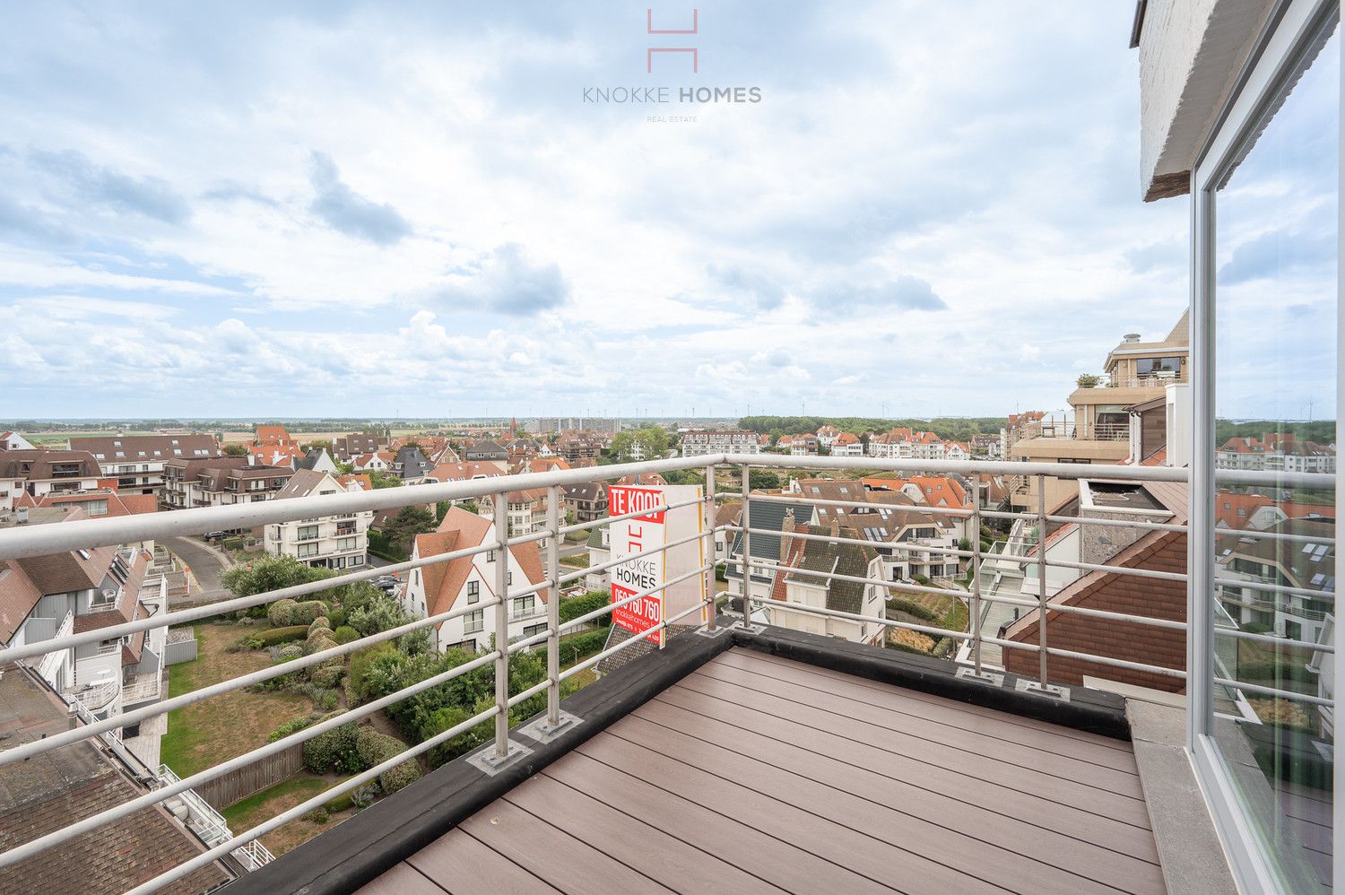 Lichtrijk, comfortabel en aangenaam duplex appartement met prachtig uitzicht op enkele meters van de zee in Duinbergen. foto 3
