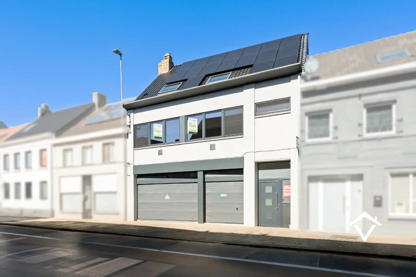 Zeer grote woning te koop in het centrum van Eernegem foto 36