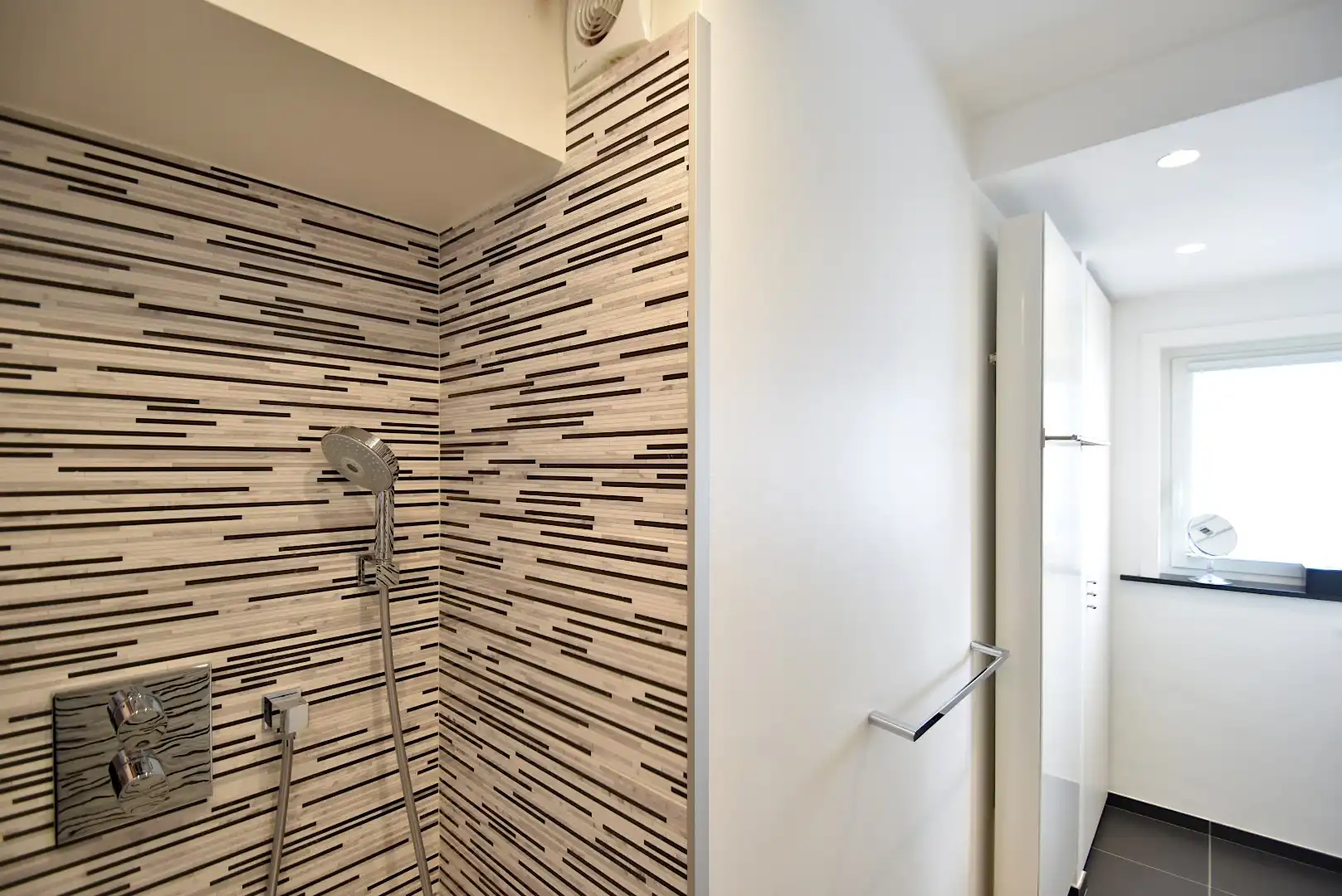 Residentie St Andrews – Lichtrijk hoekappartement tussen zee en concessie, De Haan foto 22