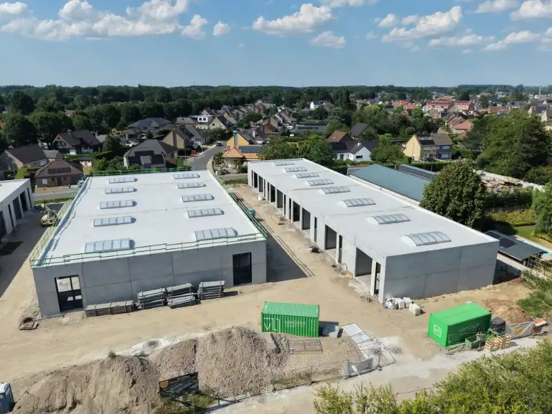 Commercieel te koop Sarosstraat 16 - 9290 Berlare