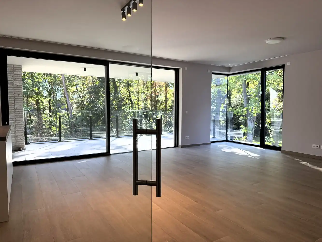 Exclusief nieuwbouwappartement in Park Wiekeberg – stijlvol wonen in het groen van Genk foto 2