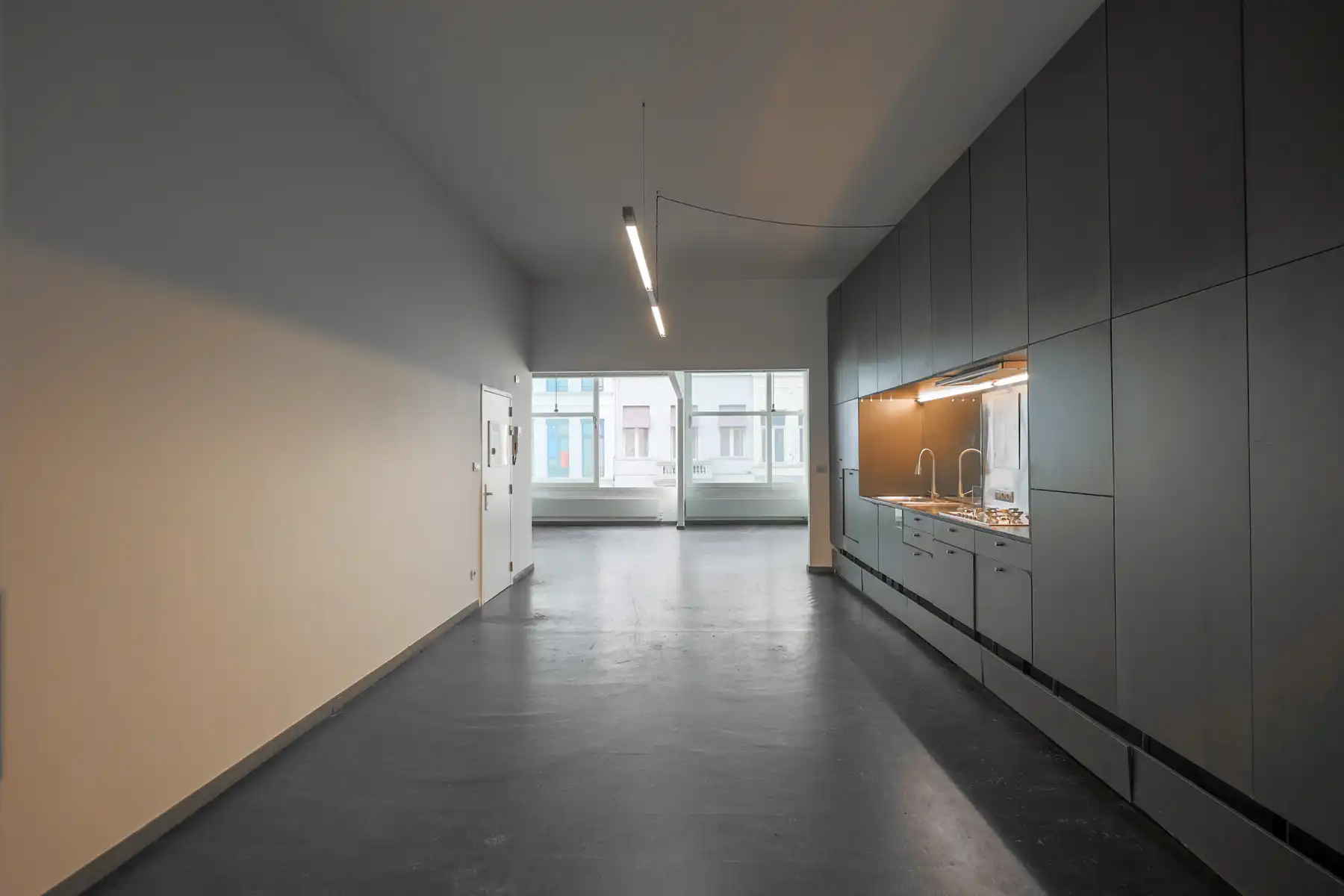 Uniek appartement met loftgevoel en terras foto 5