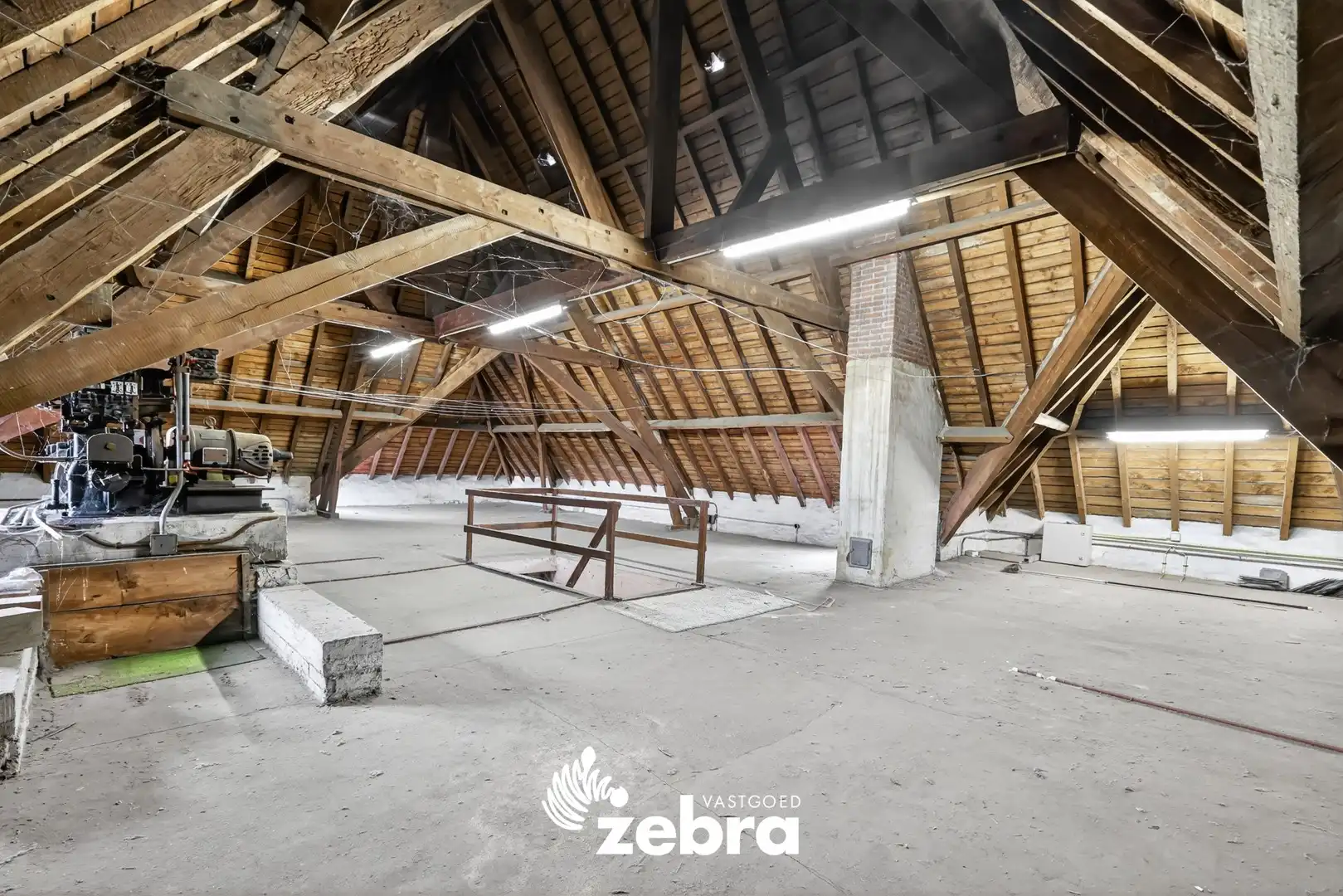 Unieke karaktervolle herenwoning met mogelijkheid voor zelfstandig beroep! foto 26