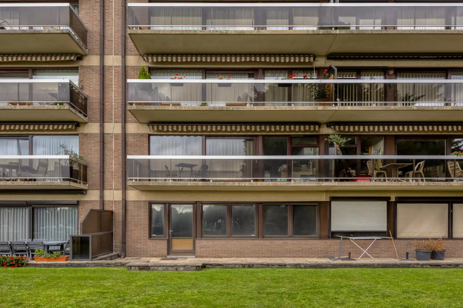 Gelijkvloers appartement verder af te werken naar eigen smaak foto 17