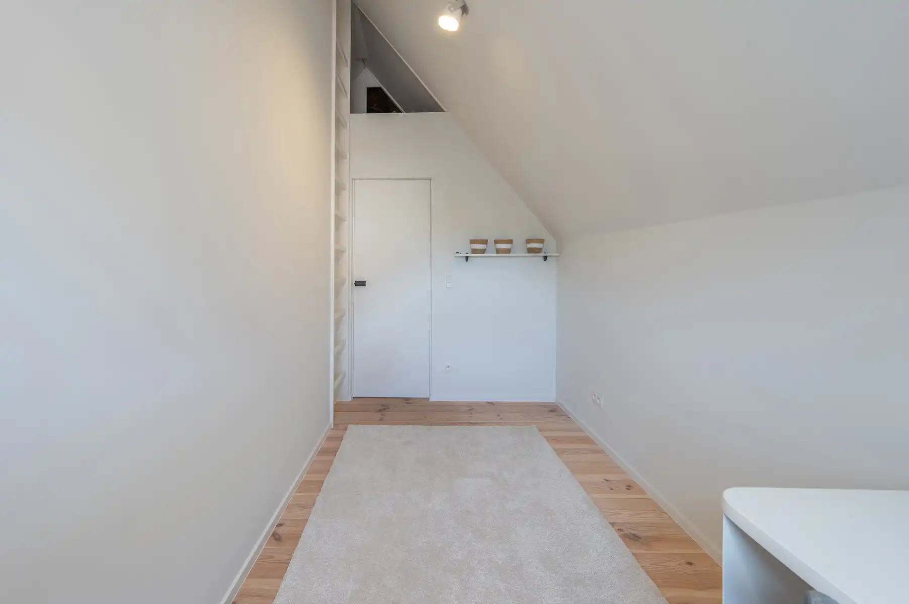 Volledig vernieuwde, gezellige woning foto 18