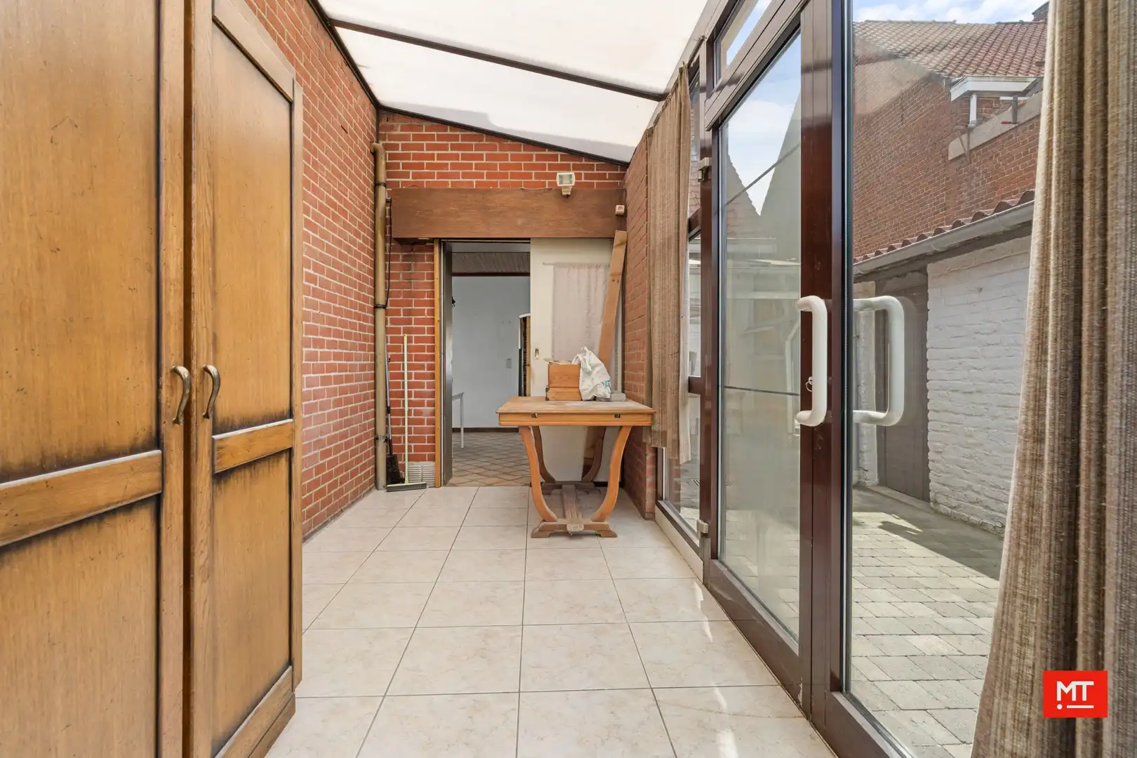 Te renoveren halfopen woning met 3 slaapkamers, Westgerichte tuin en garage op een rustige locatie in Beselare foto 7