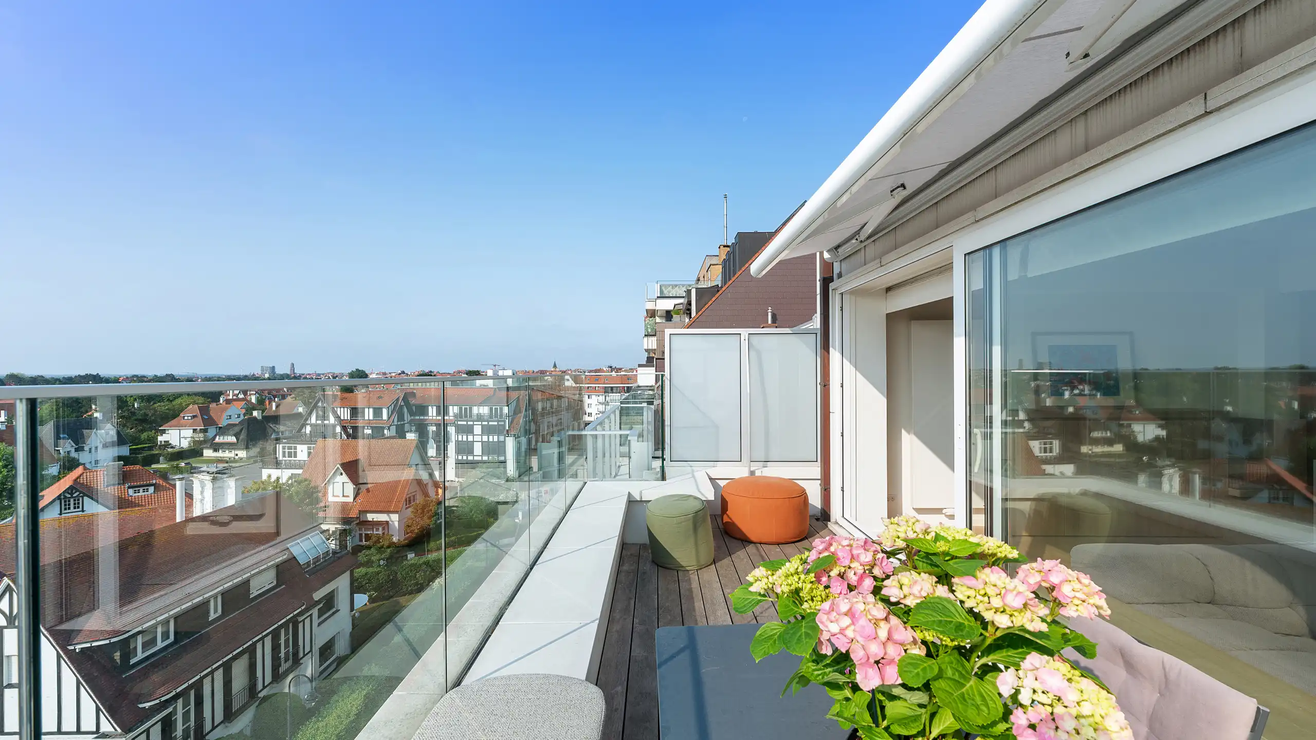 Ruim appartement 3 slpk met zonnig terras te Zoute[Kustlaan] foto 9
