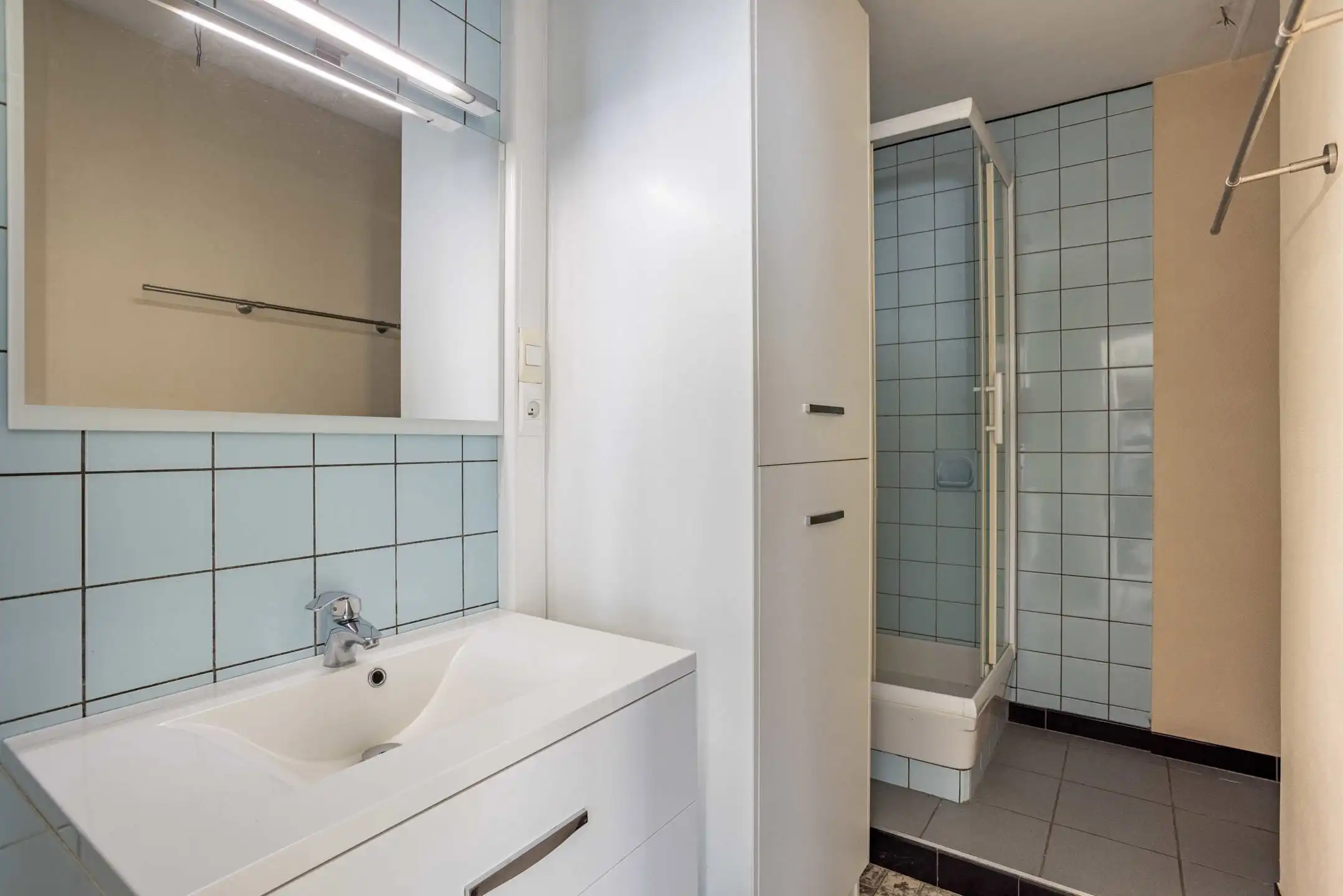 Deels te renoveren rijwoning in een rustige buurt foto 13