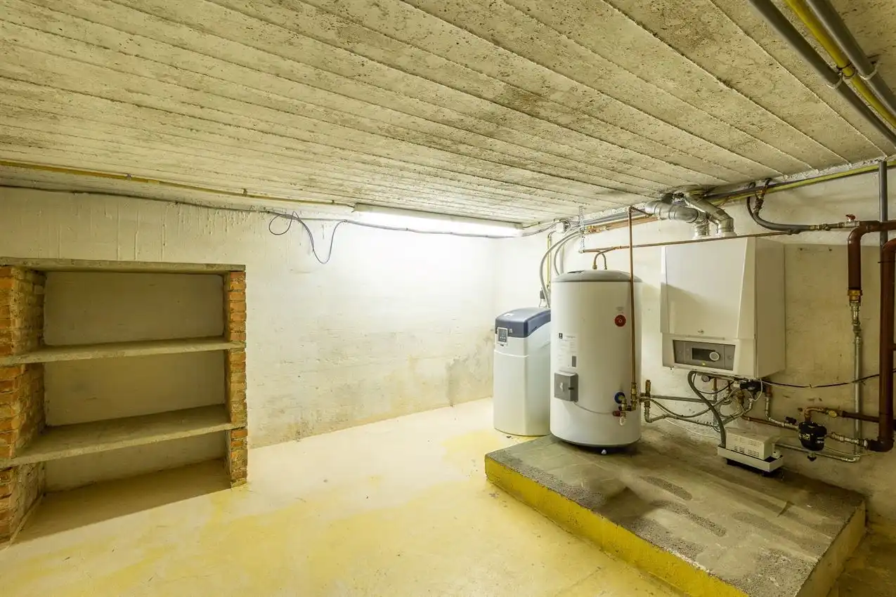 Ruime woning met mooi tuindeel op wandelafstand van centrum foto 32