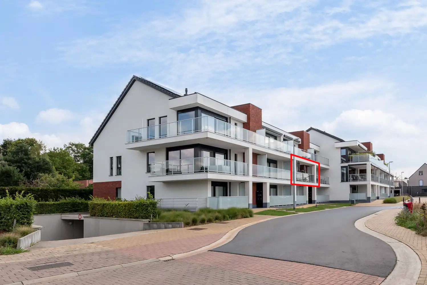 Prachtig appartement op rustige en toch supercentrale locatie in Berlaar centrum! foto {{pictureIndex}}