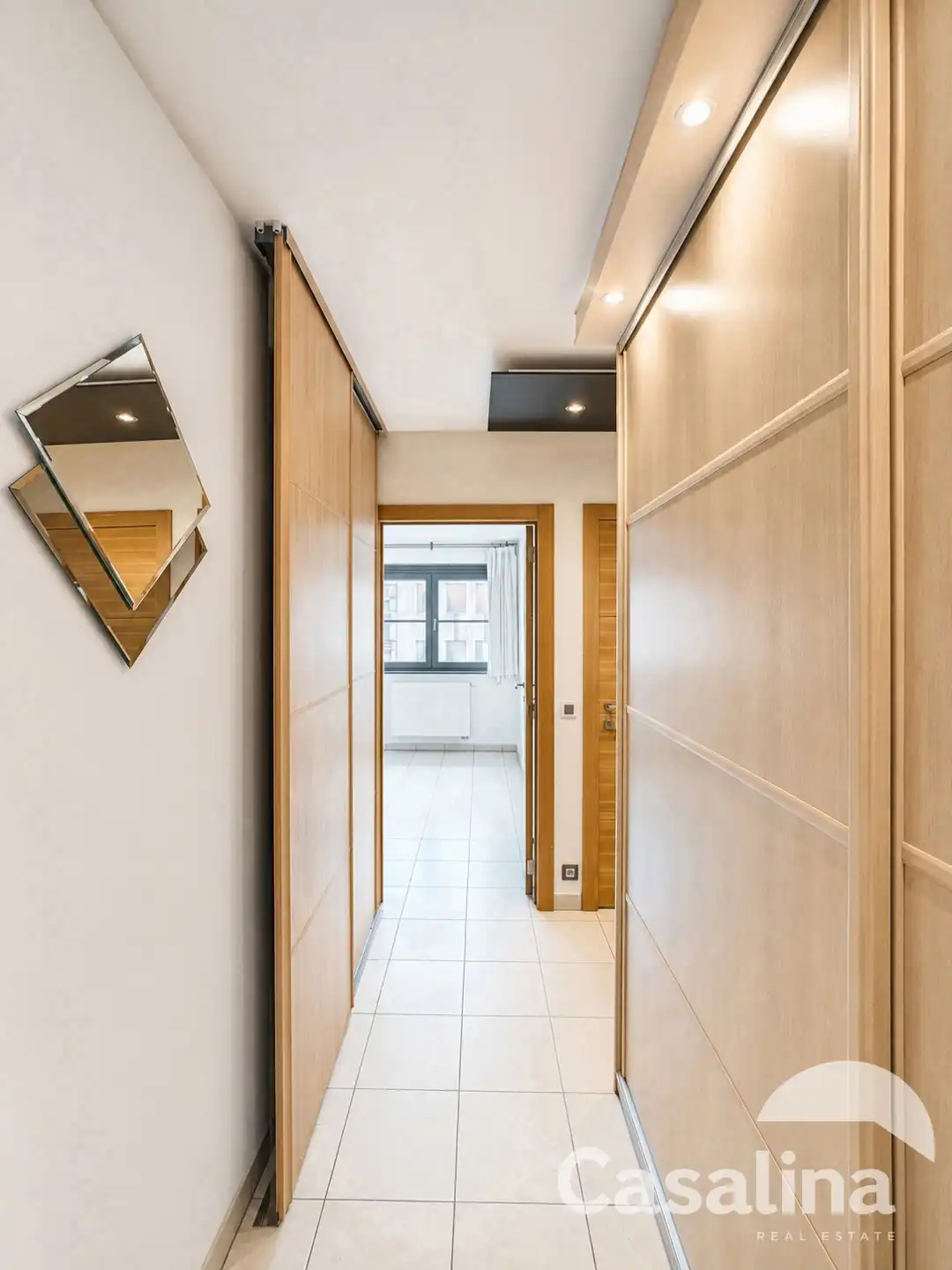 Zuidgericht appartement met 2 slaapkamers, terras en 2 Park. foto 15
