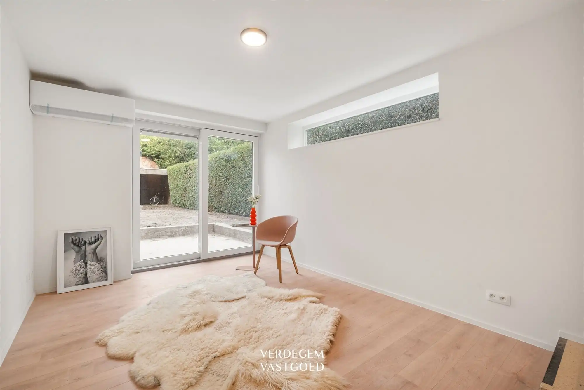Sfeervolle studio met open keuken en fijne buitenruimte foto 3