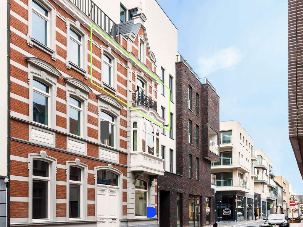 Mooi appartement op De Munt! foto {{pictureIndex}}