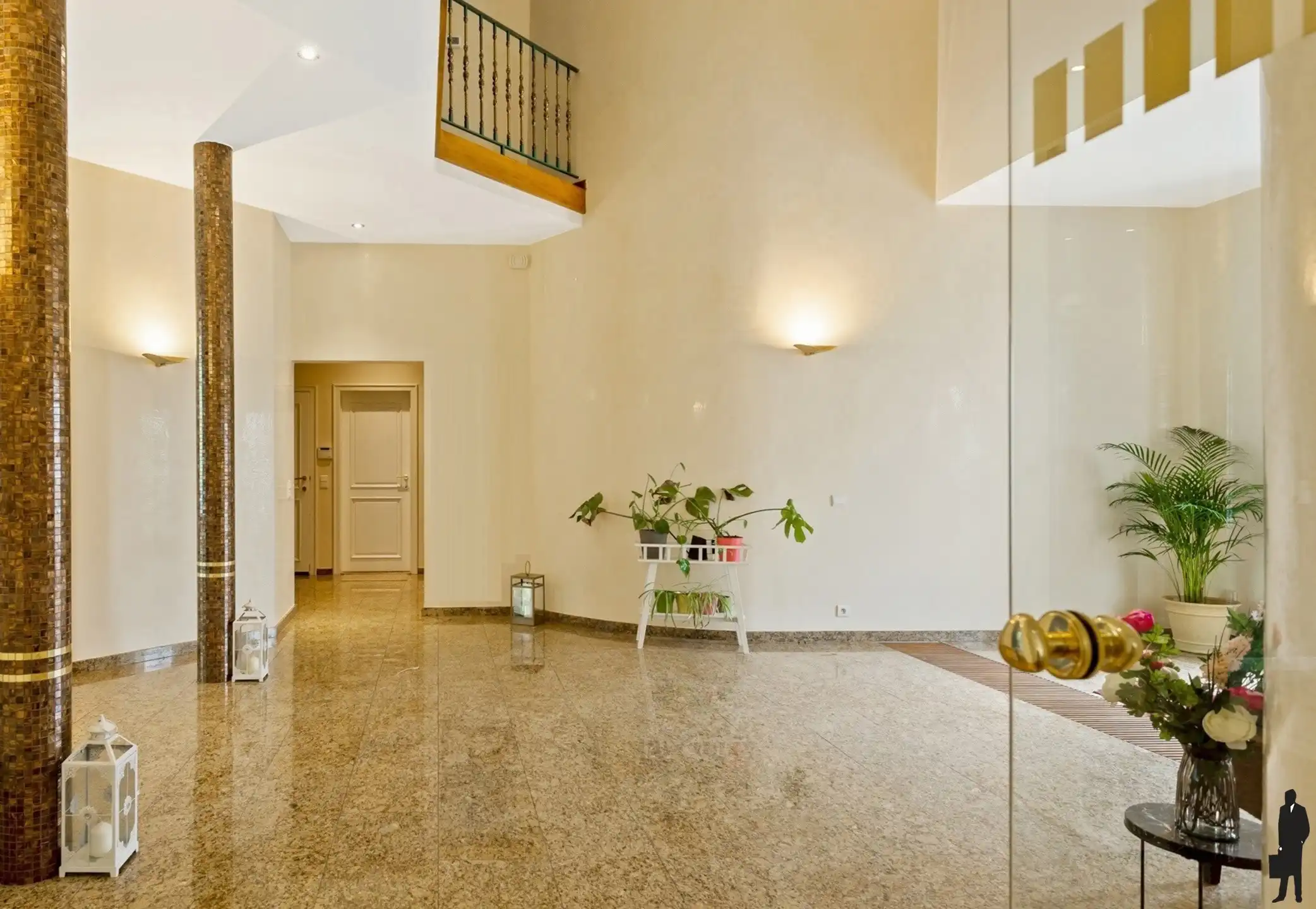 Top gelegen villa met binnenzwembad! foto 3